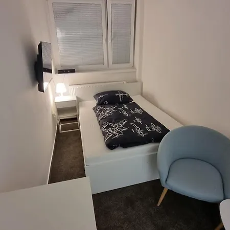 منزل للإقامة Ubytovani Na Letisti Ostrava